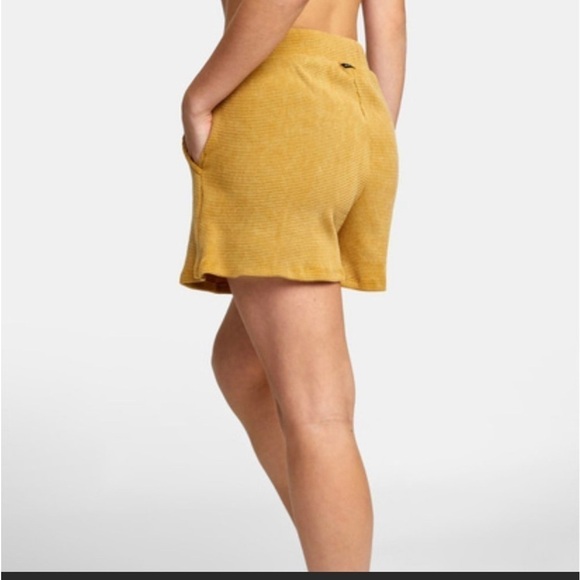 RVCA Women's Sweet Dreams Short - Picture 3 of 4